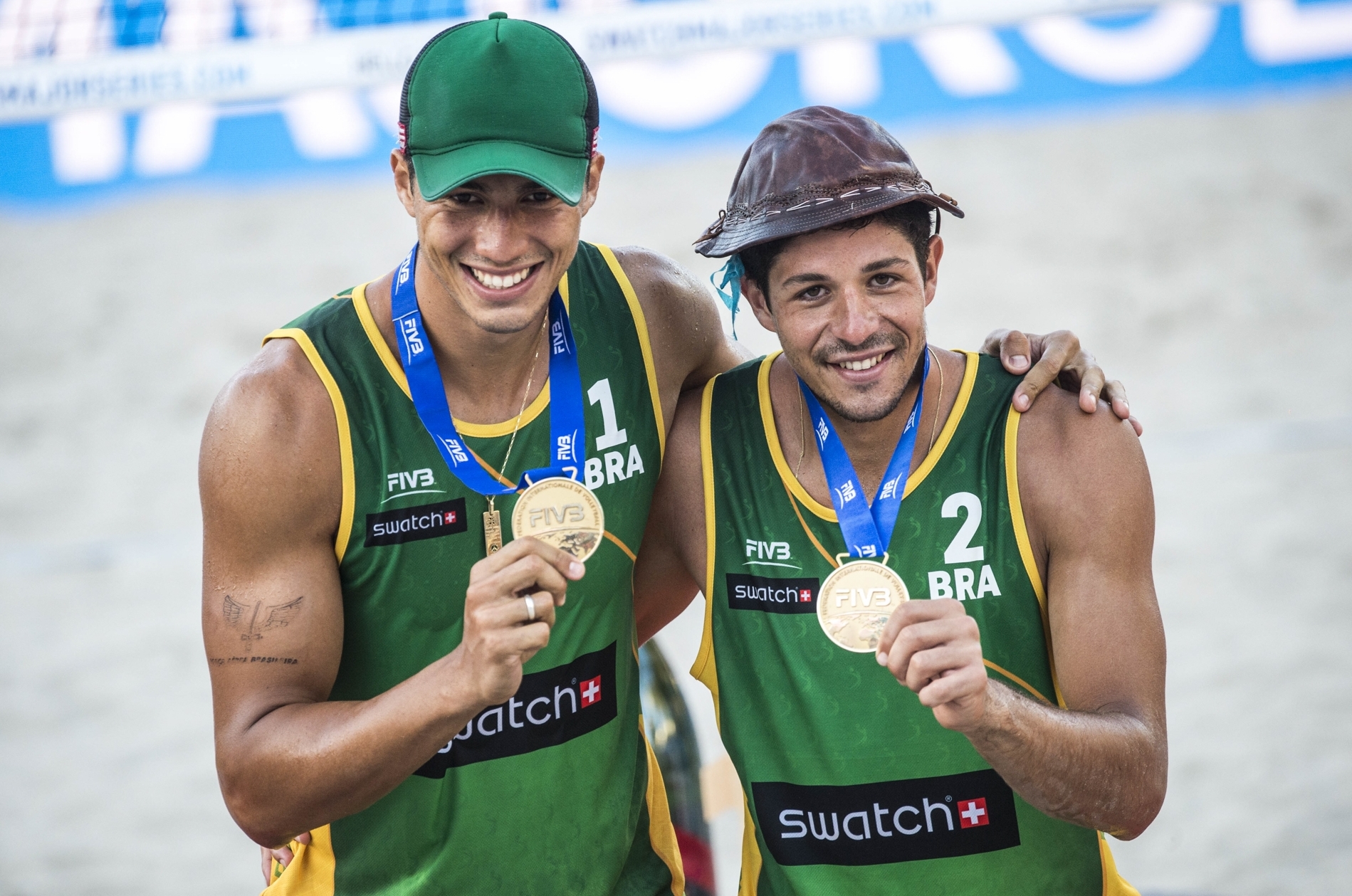 Saymon (left) and Alvaro clinched gold in their first international tournament together.